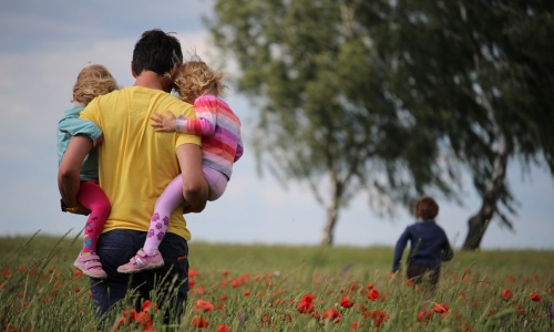 Best Ways to Celebrate Father’s Day: June 19th, 2022 Cover Image